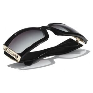 CHANEL Rectangle Sunglasses